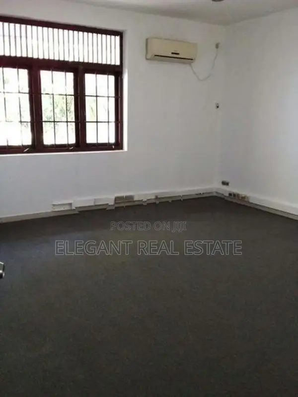 09 Bedroom Unfurnished 04 Storied House for Rent in Colombo 07 (A6484)