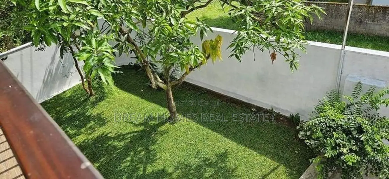 4 Bedroom House for Sale Athurugiriya