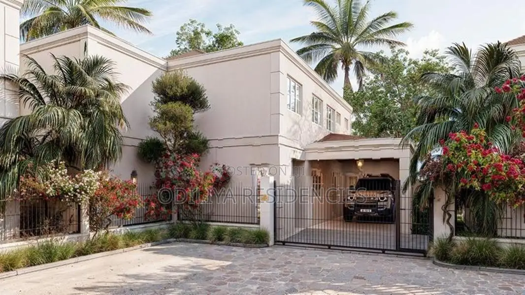 Luxury Villas in Negombo
