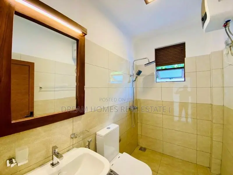 Modern 4BR Luxury House for Sale – Malabe