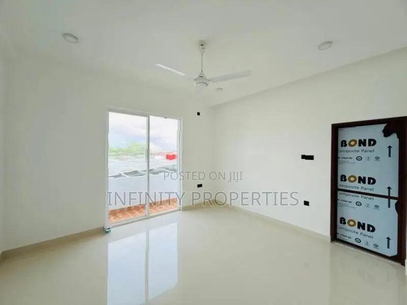 (SP41) B/New Luxury 03 Story House for sale in Pepiliyana