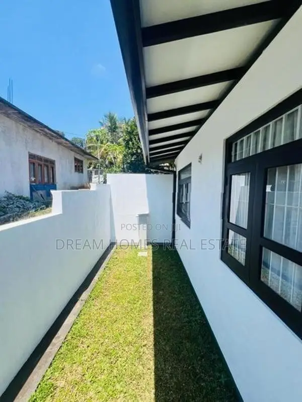 Furnished 3BR House for Sale – Kesbewa