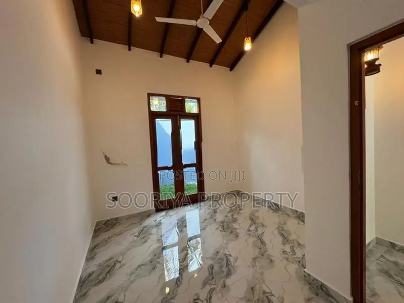BEAUTIFUL BRAND NEW HOUSE FOR SALE IN PILIYANDALA
