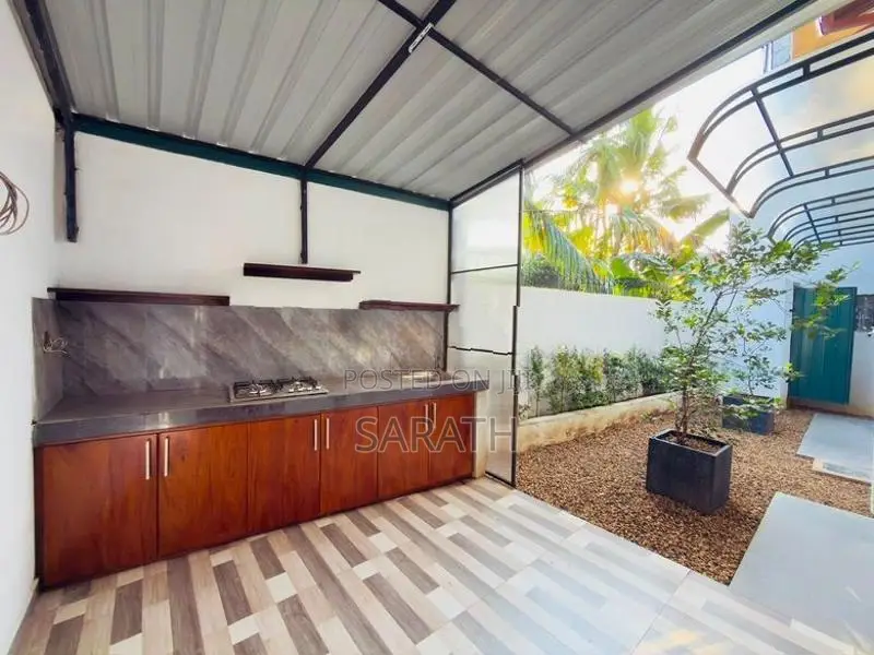 Brand New House Sale Talawatugoda