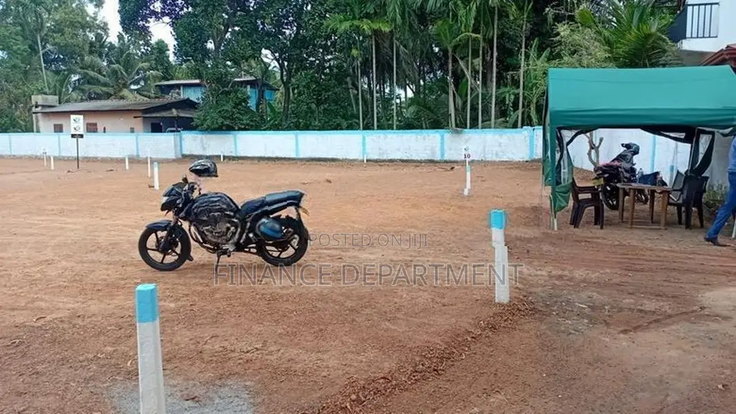 Luxury Land for Sale in Ekala – Ja Ela Near Colombo 5 Road