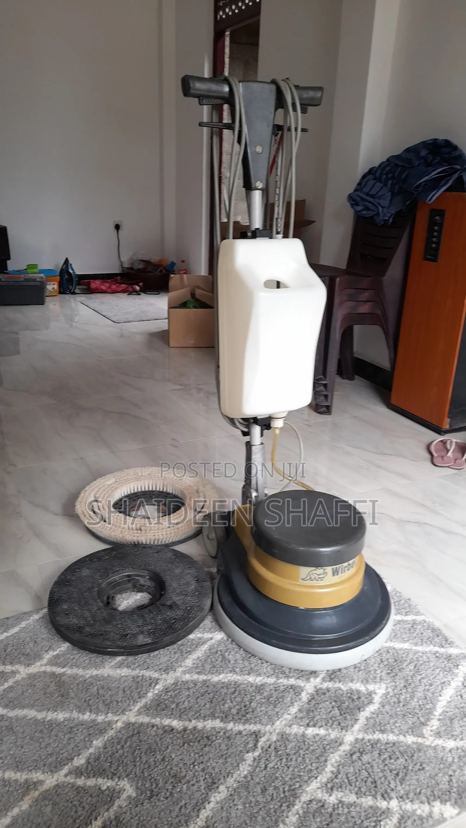 Wirbel Floor Cleaning Machine