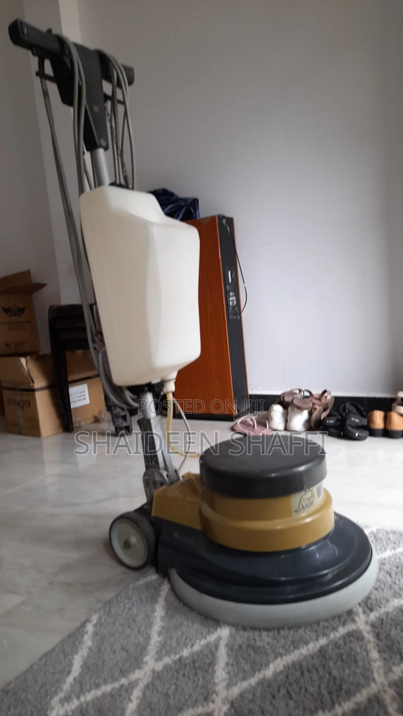 Wirbel Floor Cleaning Machine