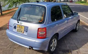 Nissan March 2001