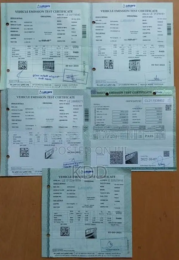 Nissan March 2001