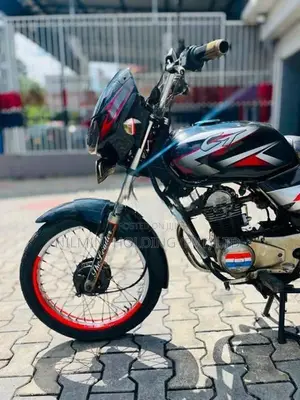 Bajaj CT100 2010