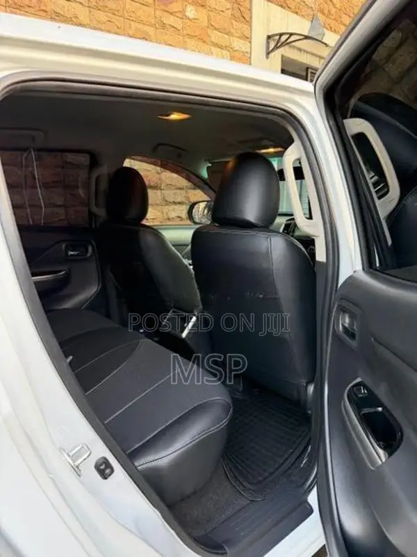 Mitsubishi L200 Triton Sportero 2020