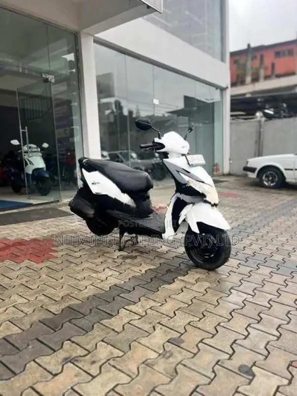 Honda Dio 2012