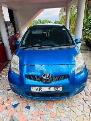 Toyota Vitz SCP90 2010