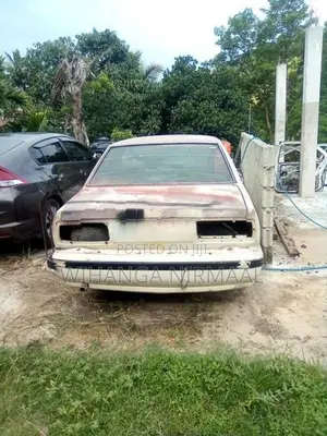 Nissan Dutsun 1978 for Parts