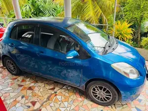 Toyota Vitz SCP90 2010