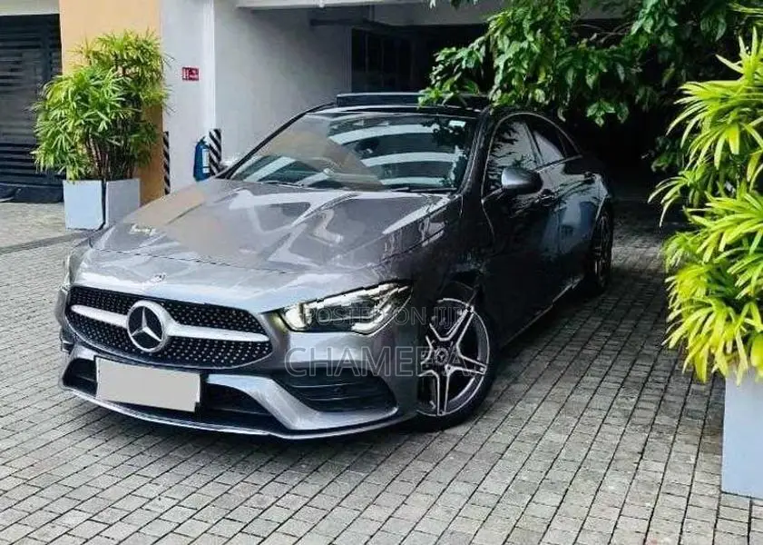 Mercedes Benz CLA 200 AMG Premium Plus 2019