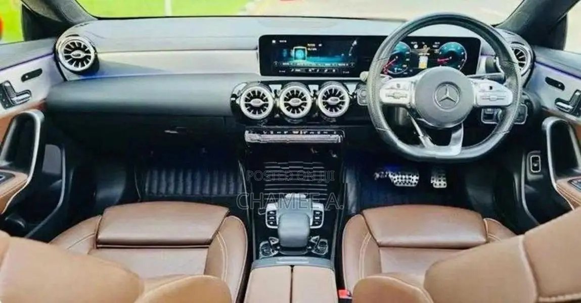 Mercedes Benz CLA 200 AMG Premium Plus 2019