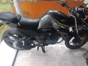 Yamaha FZs V2 2015