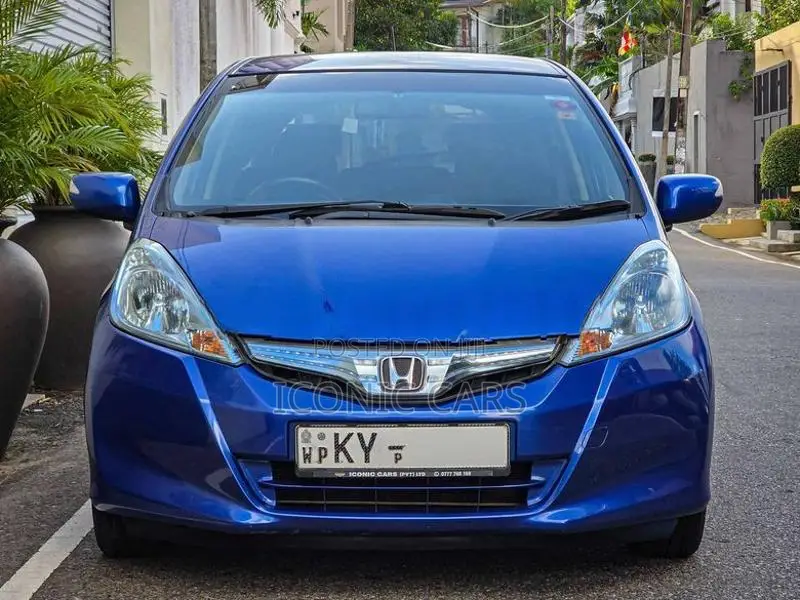 Honda Fit GP1 2013