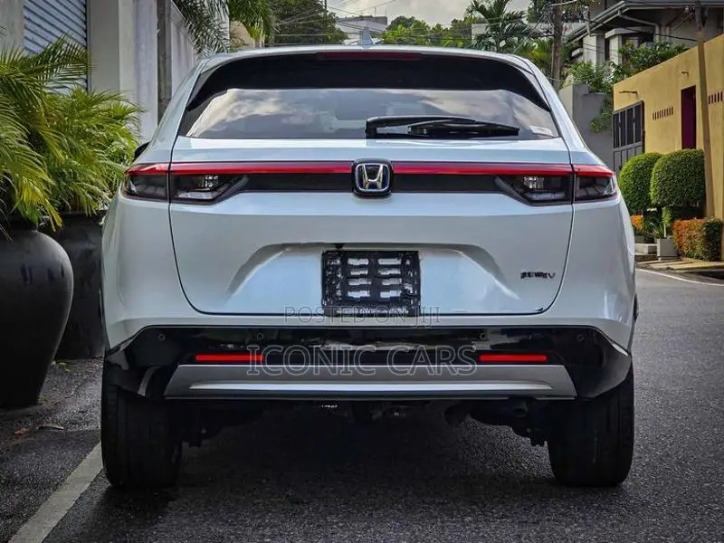 Honda Vezel RV6 AWD 2024
