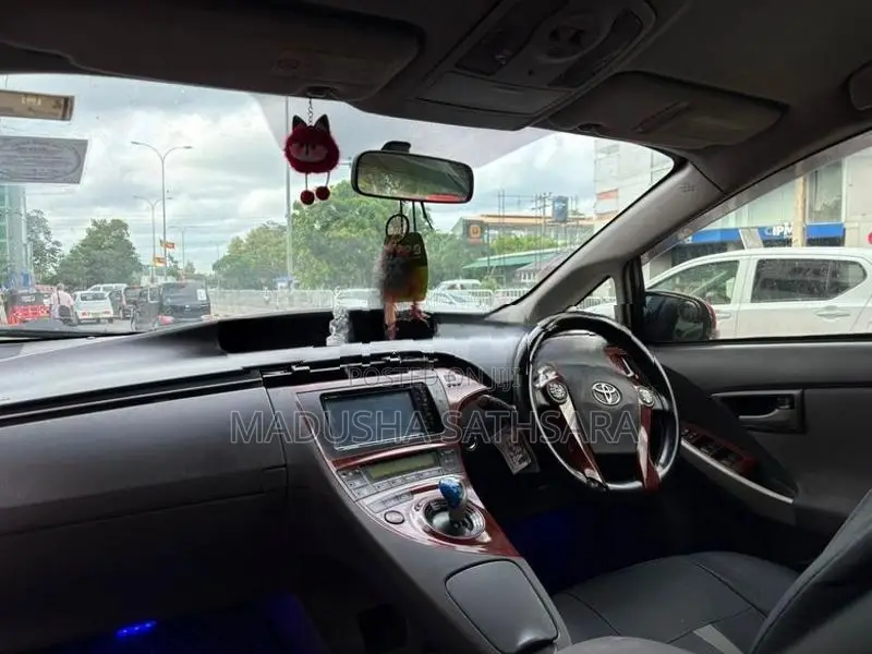 Toyota Prius 2012