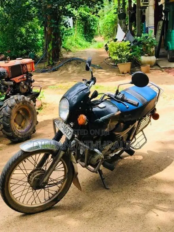 Bajaj Boxer 2003