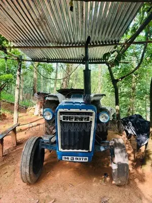 Ford Tractor 1979