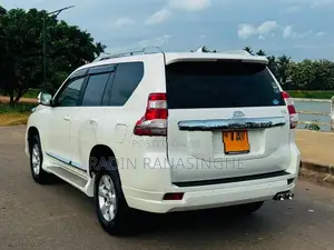Toyota Land Cruiser Prado 150 2015