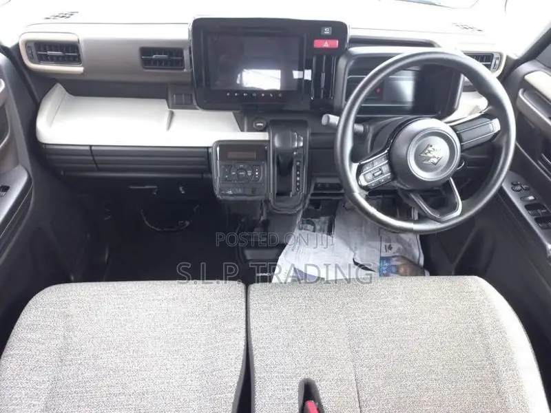 Suzuki Spacia Hybrid G Grade 2025