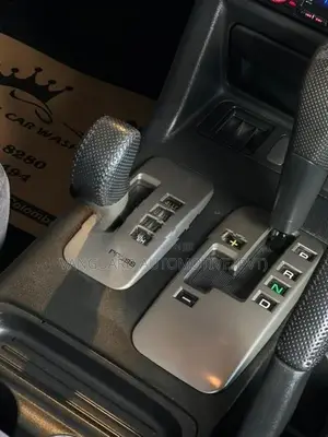 Mitsubishi Pajero 2002