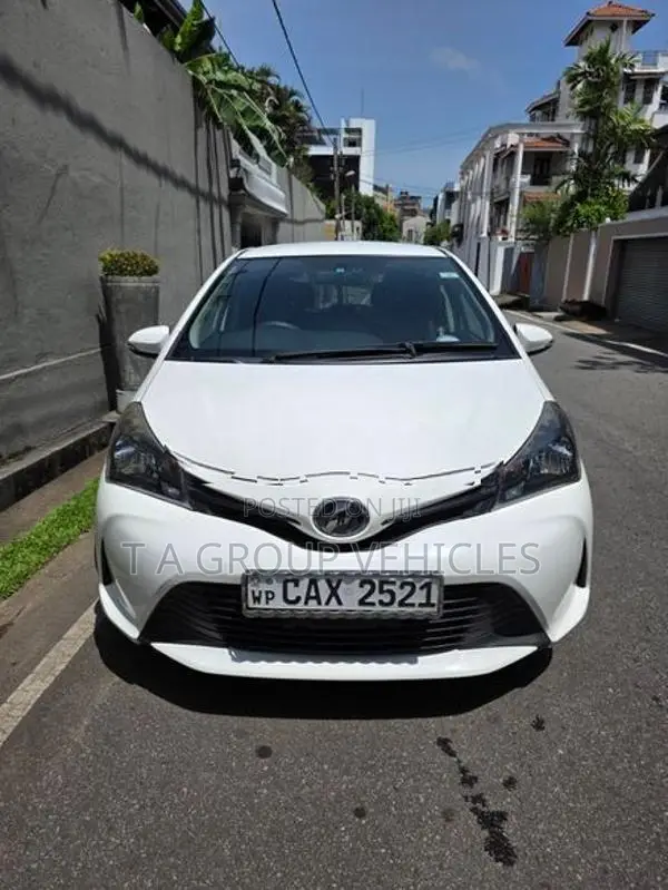 Toyota Vitz F Grade 2016