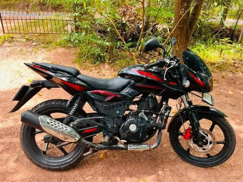 Bajaj Pulsar 180 2011
