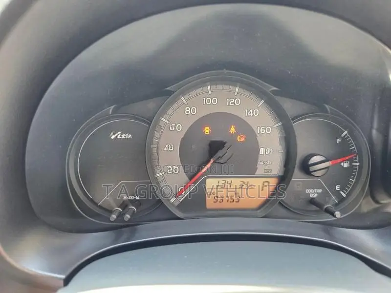 Toyota Vitz F Grade 2016
