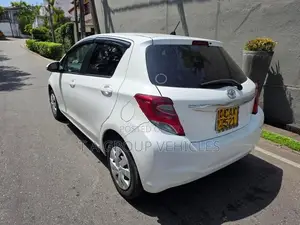 Toyota Vitz F Grade 2016