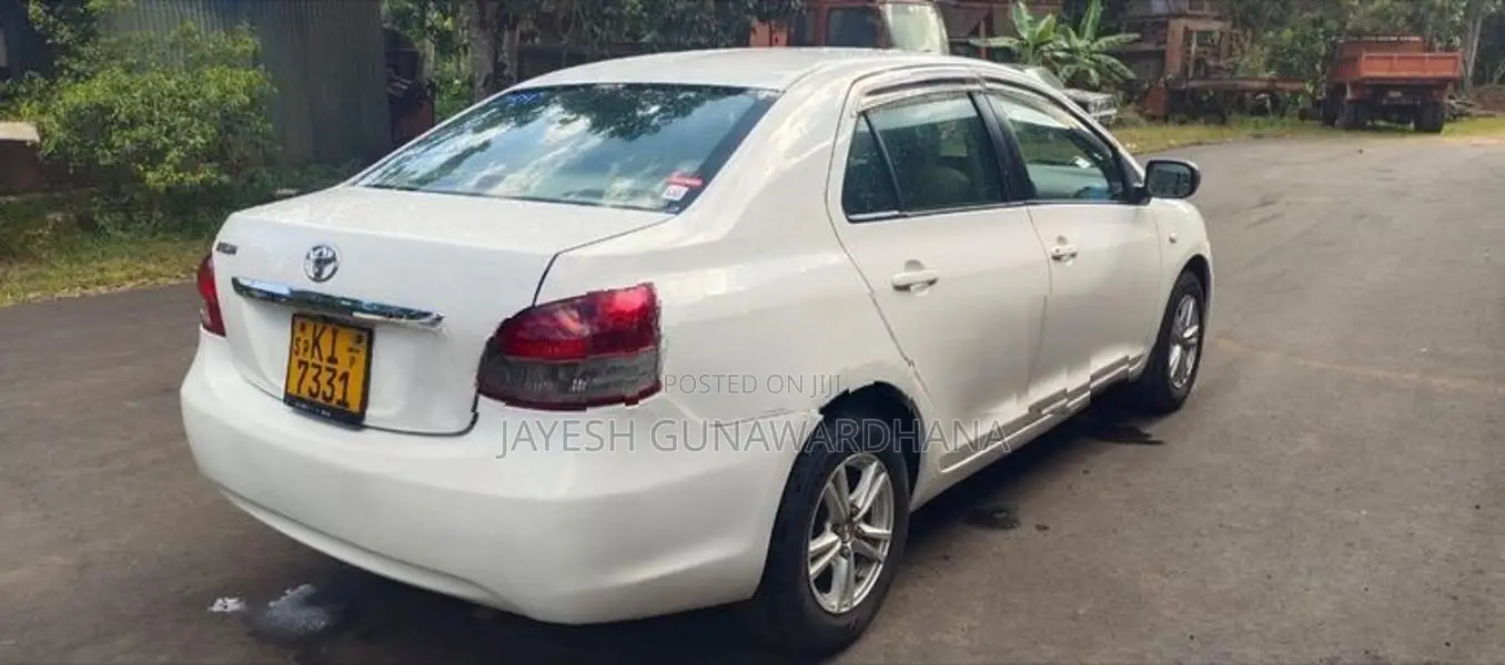 Toyota Belta 2007