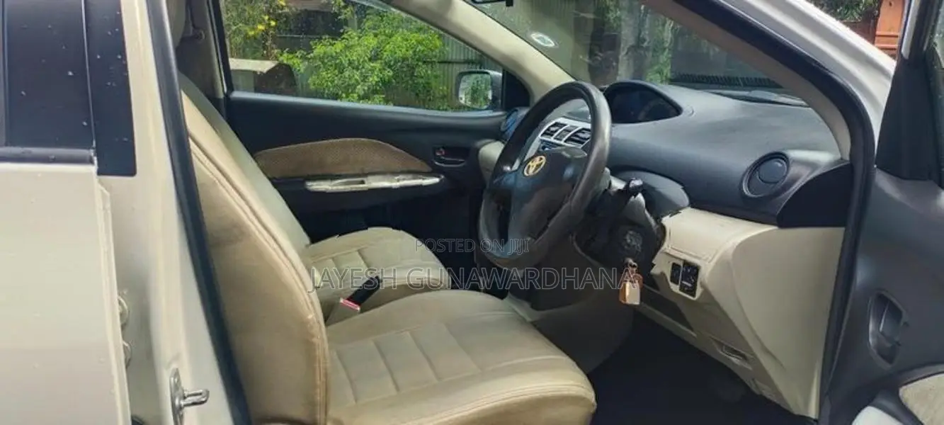 Toyota Belta 2007