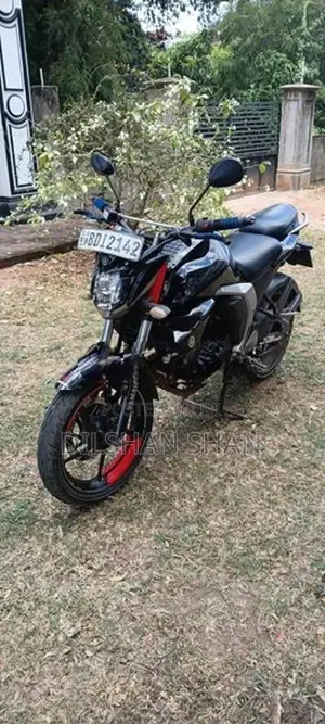 Yamaha FZs V2 2016
