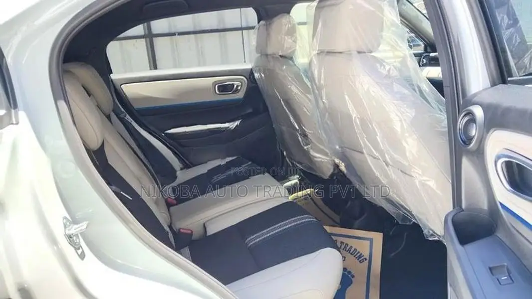 Honda Vezel Z PLAY,Premium PKG 2026