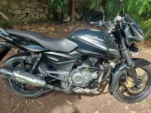 Bajaj Pulsar 150 2017