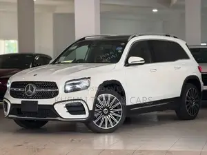 Mercedes Benz GLB Premium Plus AMG 2025