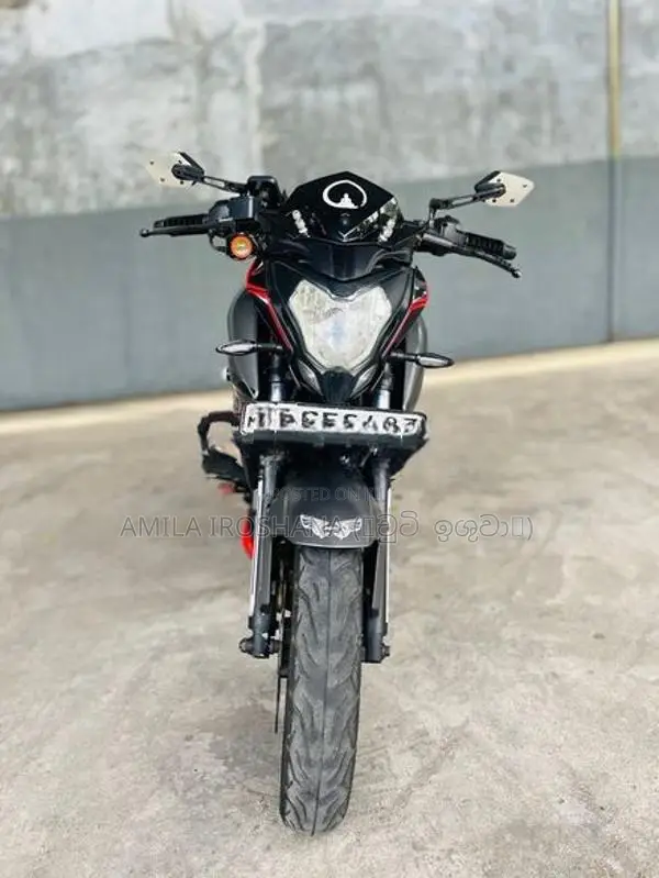 Bajaj Pulsar NS200 2018