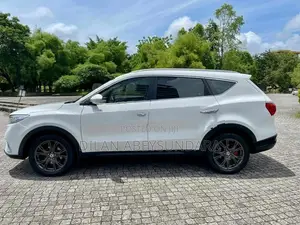 DFSK Glory i-Auto 2022