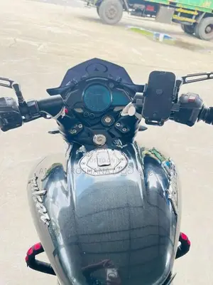Bajaj Pulsar NS200 2018