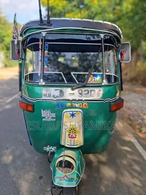 Bajaj RE 2 stroke 2004