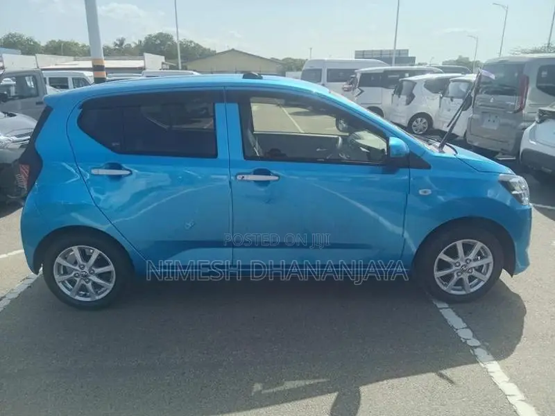 Toyota Pixis 2025