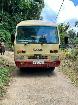 Isuzu Journey 1984