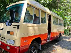 Isuzu Journey 1984