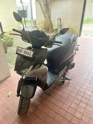 Hero XOOM 125R 2026