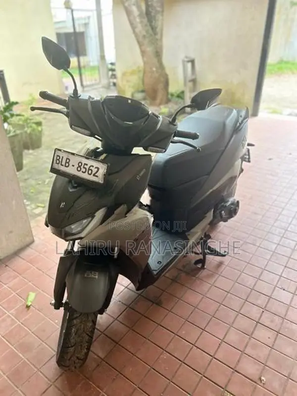 Hero XOOM 125R 2026
