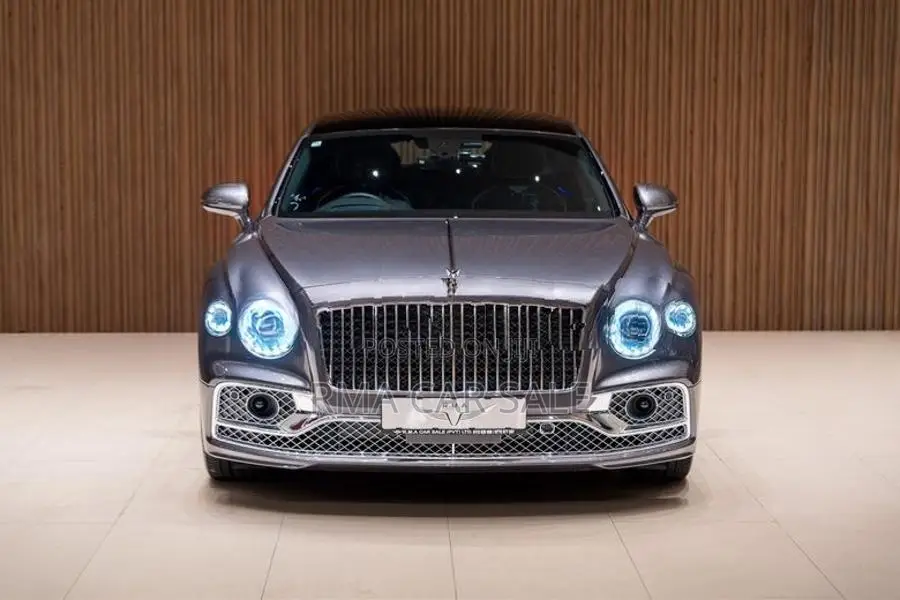 Bentley Flying Spur Azure 2024
